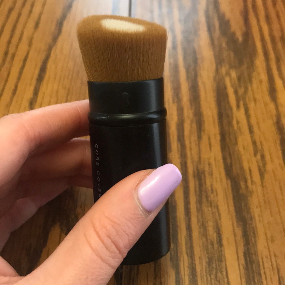 Bare minerals core coverage brush